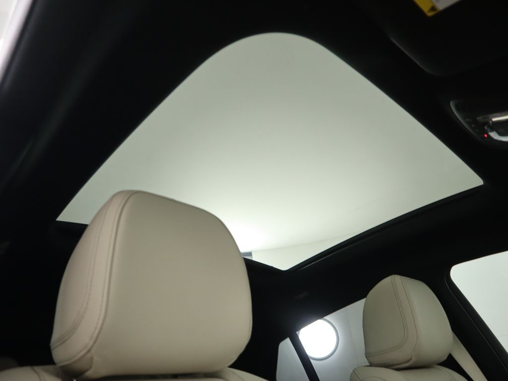 Thumbnail: 2026 Mercedes-Benz GLE - 20