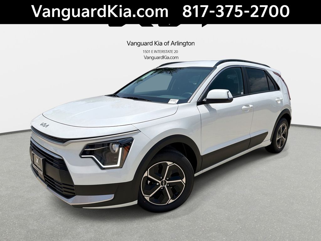 Snow White Pearl 2026 Kia Niro SUV / Crossover Front-Wheel Drive 6-Speed Dual Clutch