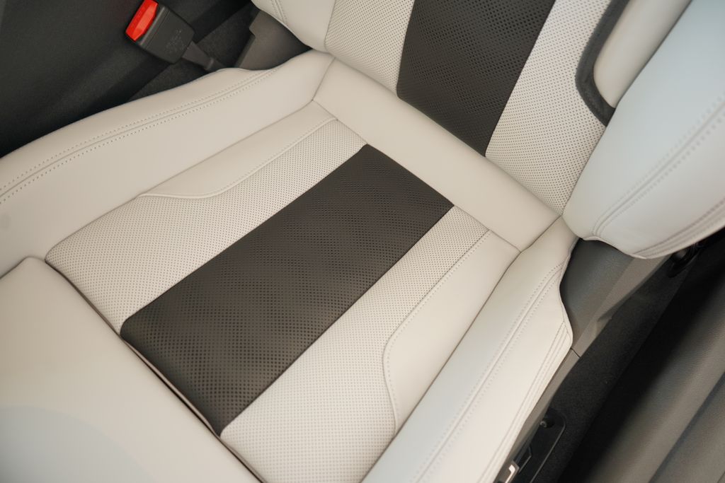 Thumbnail: 2026 BMW M4 - 11