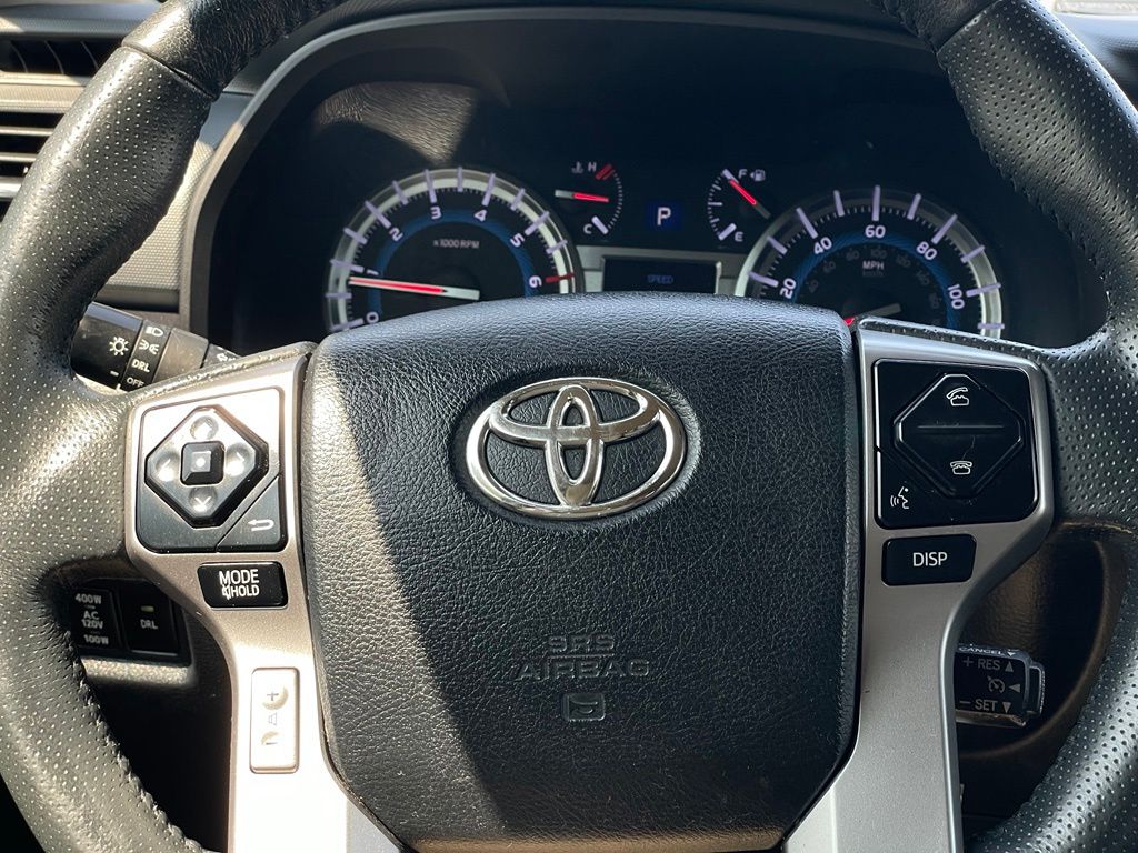 Thumbnail: 2017 Toyota 4Runner - 12