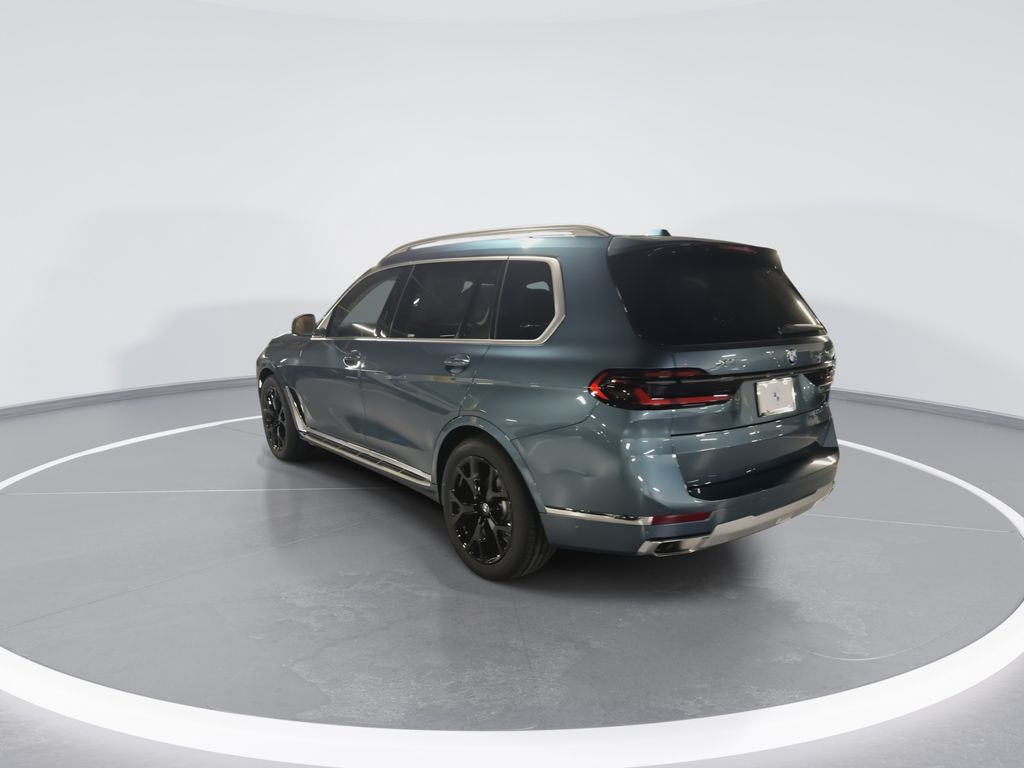 Thumbnail: 2027 BMW X7 - 6