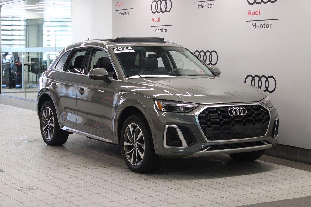 Thumbnail: 2024 Audi Q5 - 8