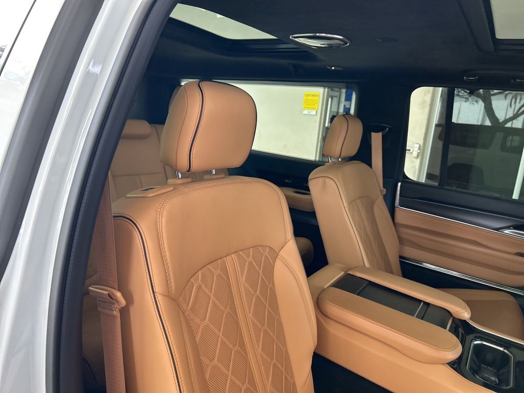 Used 2025 White Jeep Series III image 35