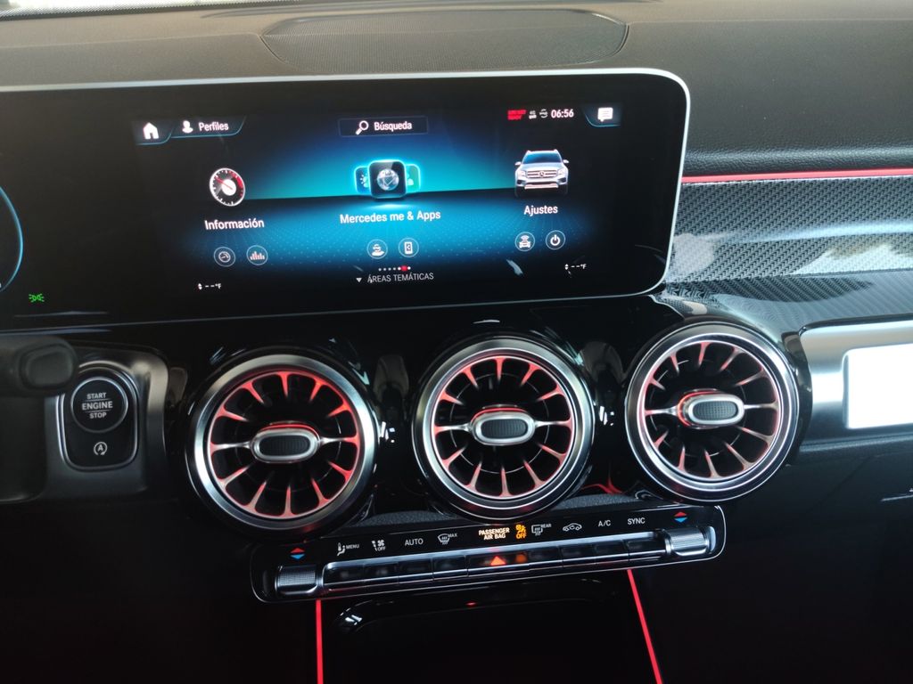 2021 Mercedes-benz Glb  Glb 250 In Austin, Texas