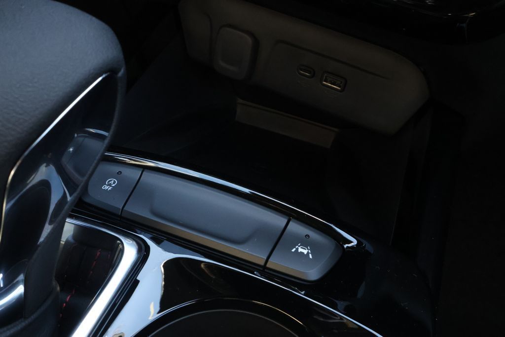 Thumbnail: 2026 Chevrolet Trax - 31