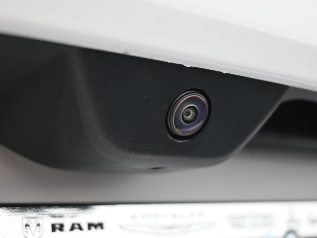 New 2026 Bright White Clearcoat Jeep Laredo image 29