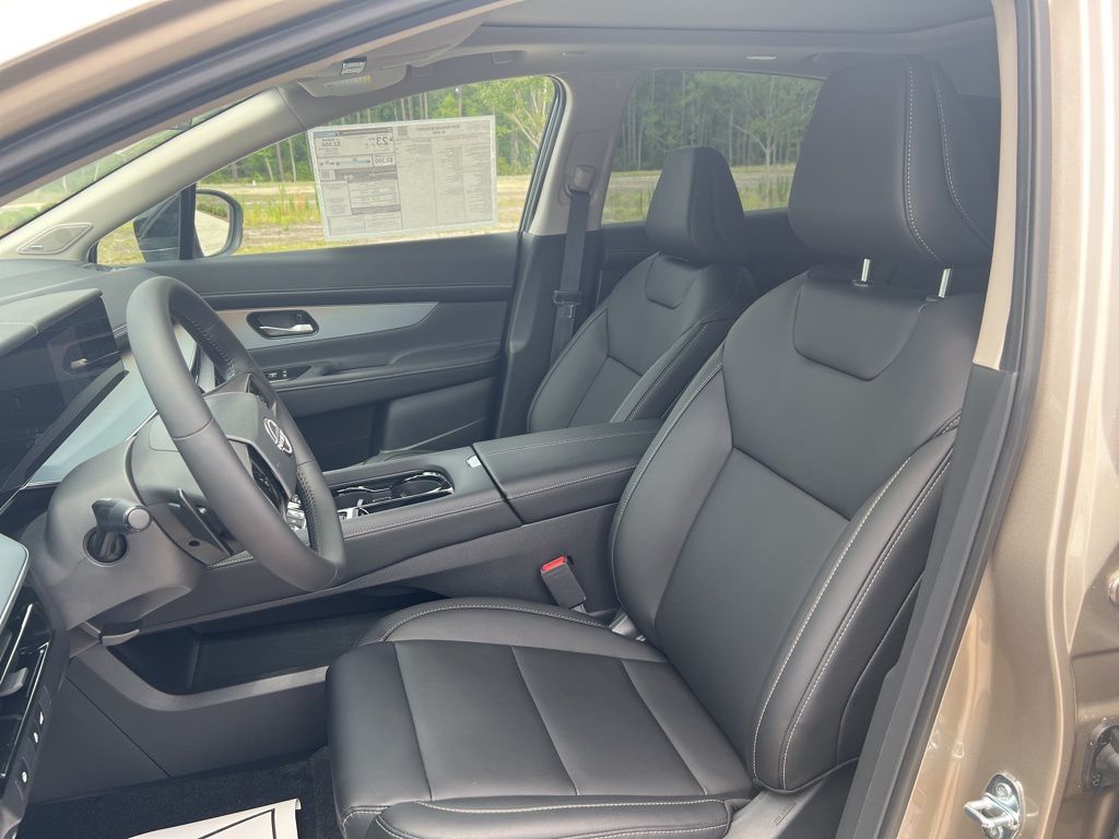 2025 Champagne Silver Metallic Nissan Murano SL AWD SUV