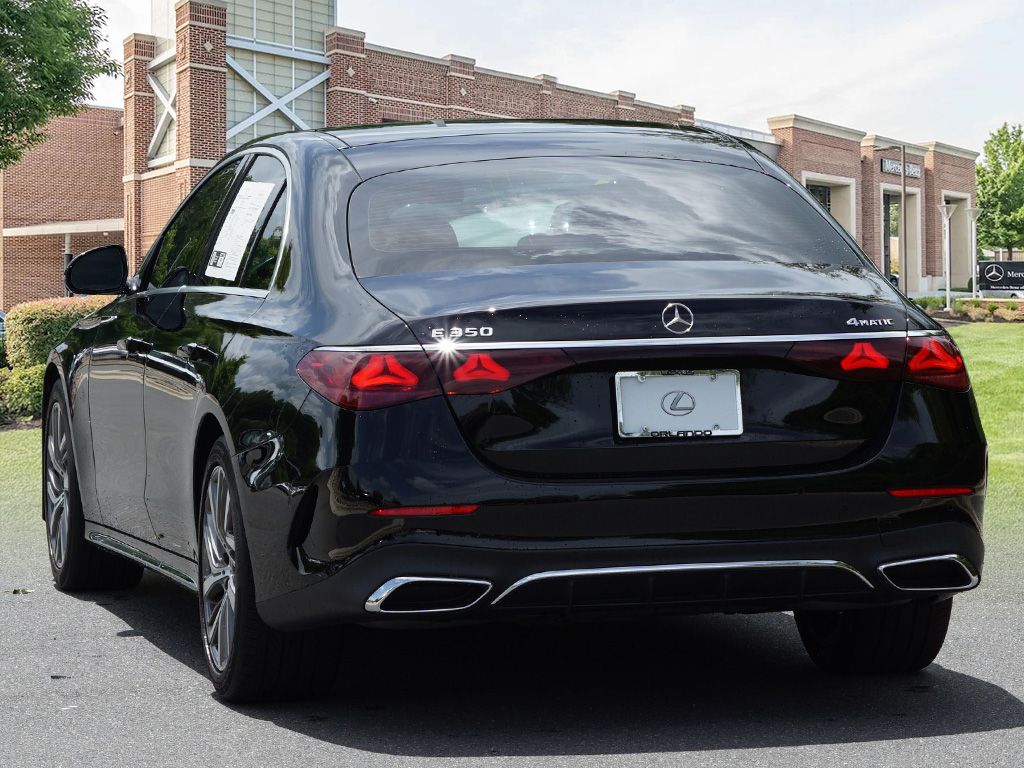 Thumbnail: 2024 Mercedes-Benz E-Class - 7