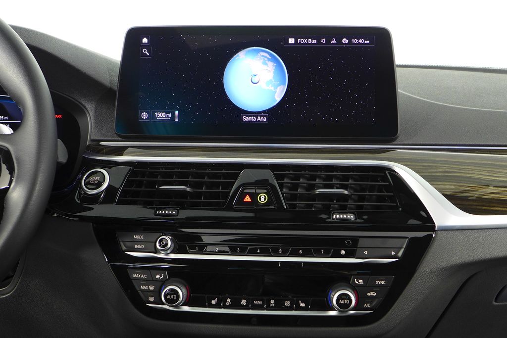 Thumbnail: 2022 BMW 5 Series - 25