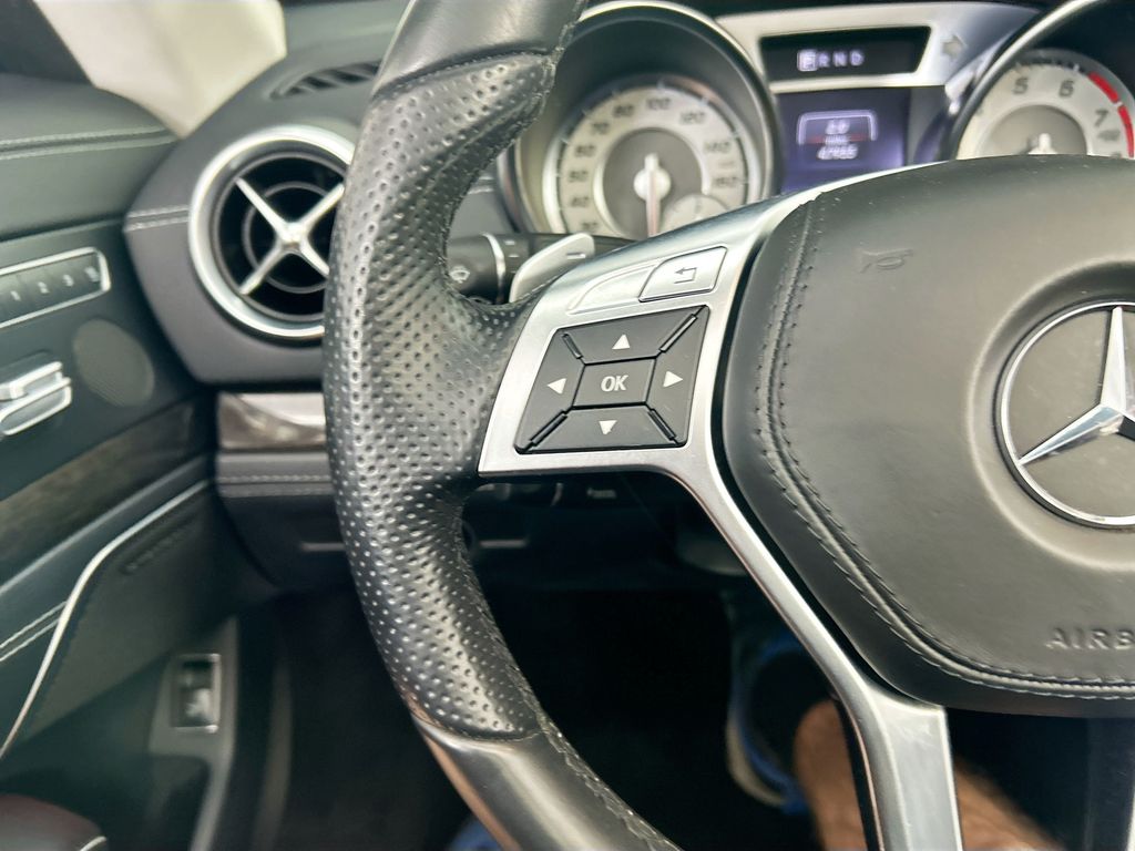 Thumbnail: 2015 Mercedes-Benz SL-Class - 11