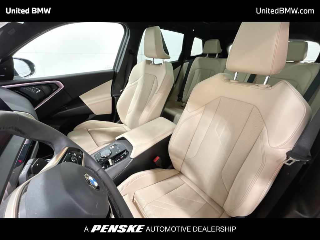 Thumbnail: 2025 BMW X3 - 13
