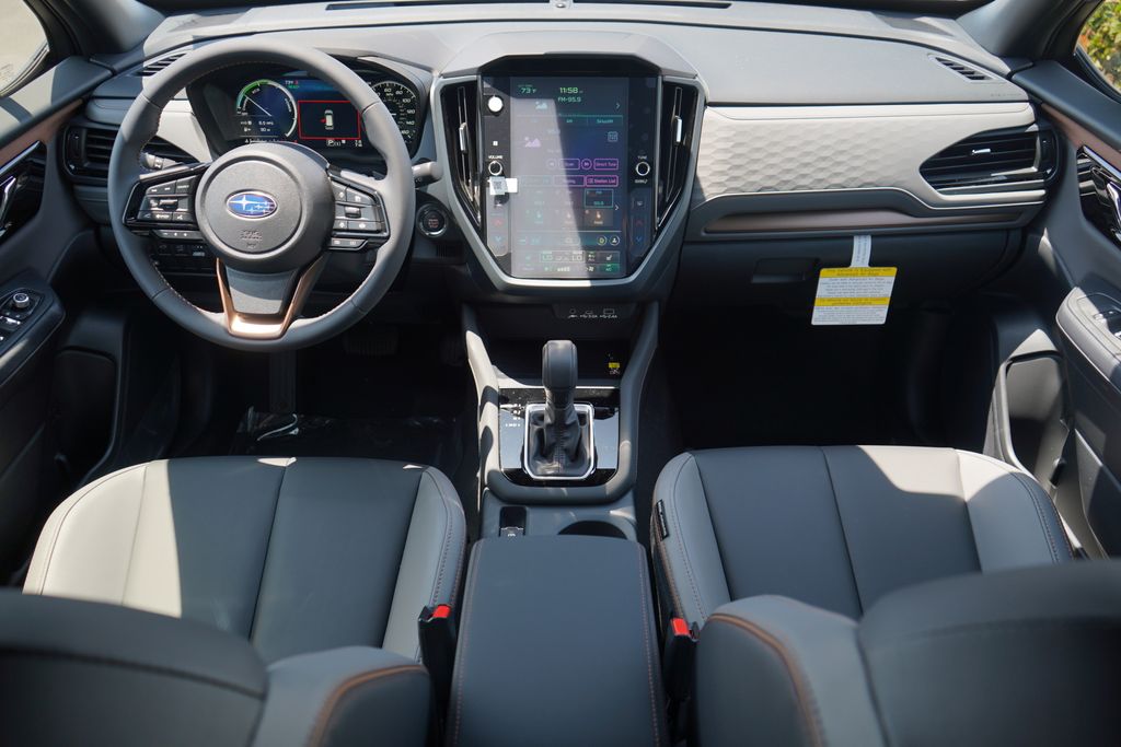2025 Subaru Forester Sport 8