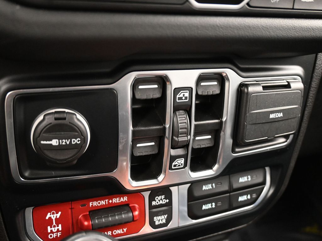 Used 2024 Sarge Green Clearcoat Jeep Rubicon X 4xe image 25