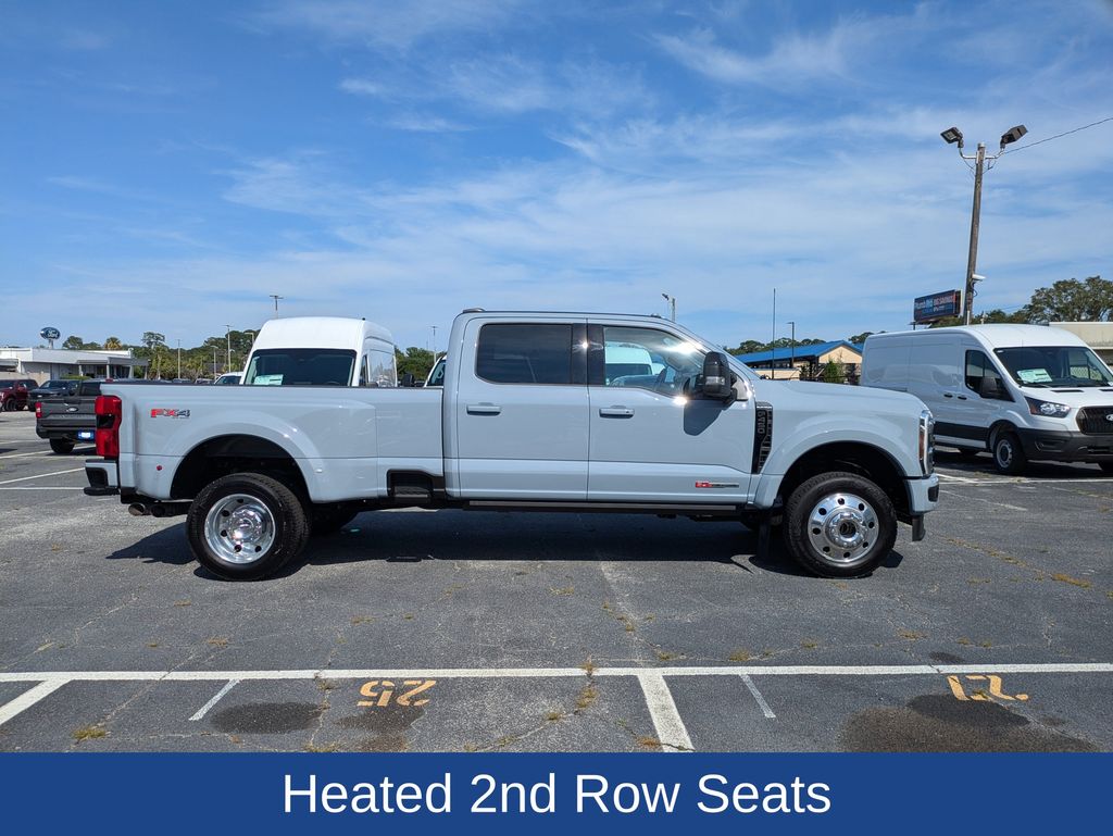 2026 Ford F-450 Super Duty Platinum