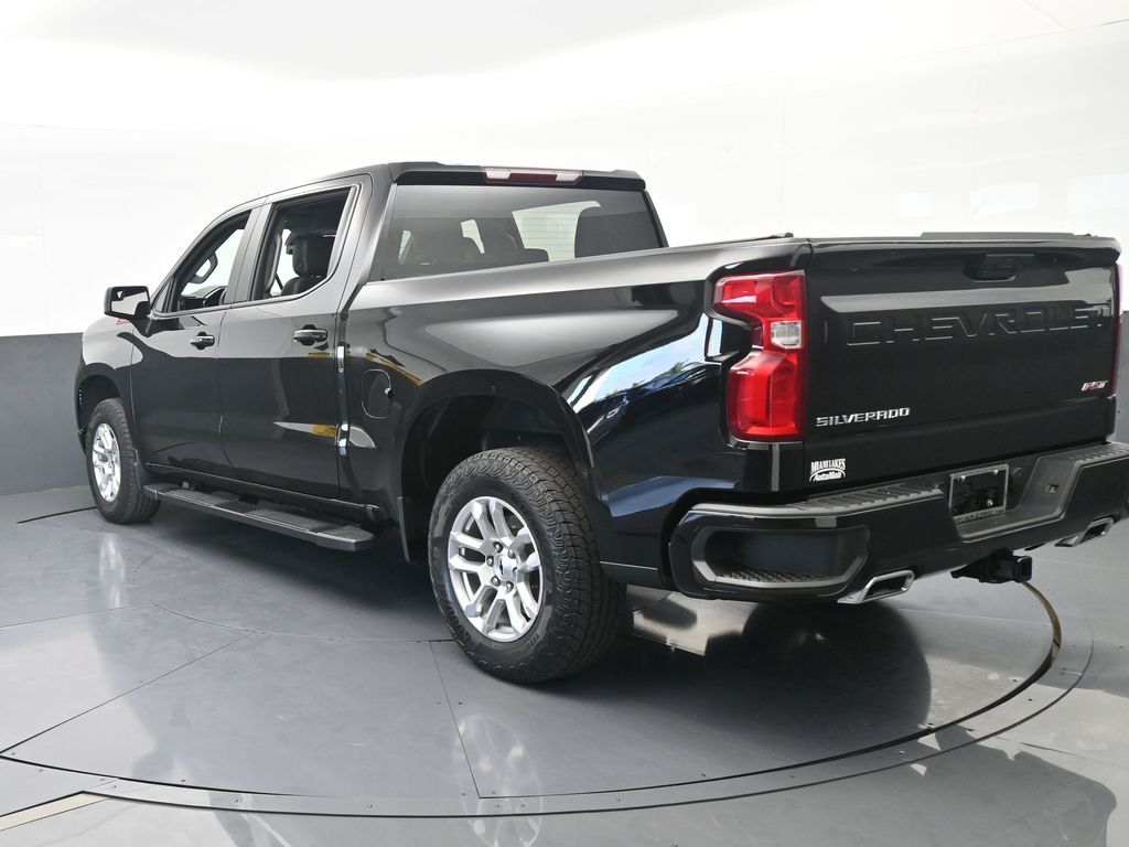 Used 2023 Black Chevrolet RST image 4