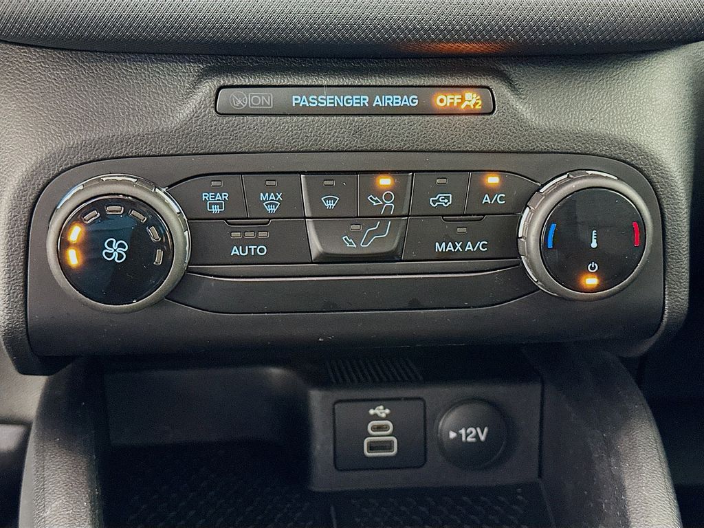 Thumbnail: 2023 Ford Bronco Sport - 15