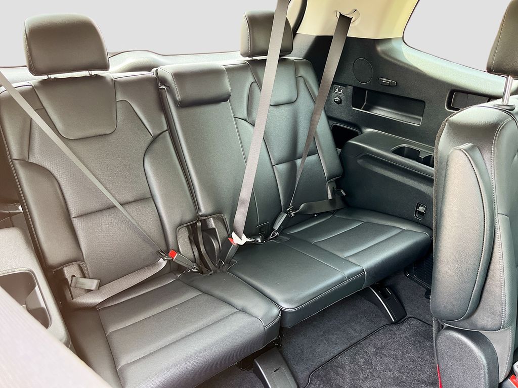 Used 2024 Green Kia EX image 30