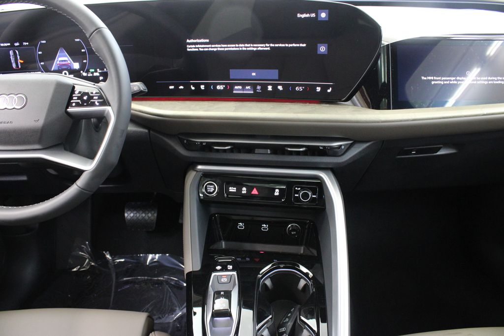 new 2025 Audi Q5 car, priced at $62,078