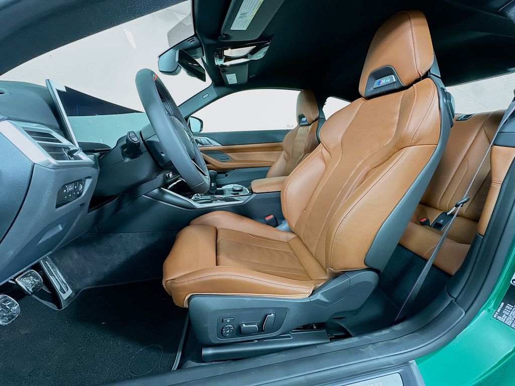 Thumbnail: 2026 BMW M4 - 16