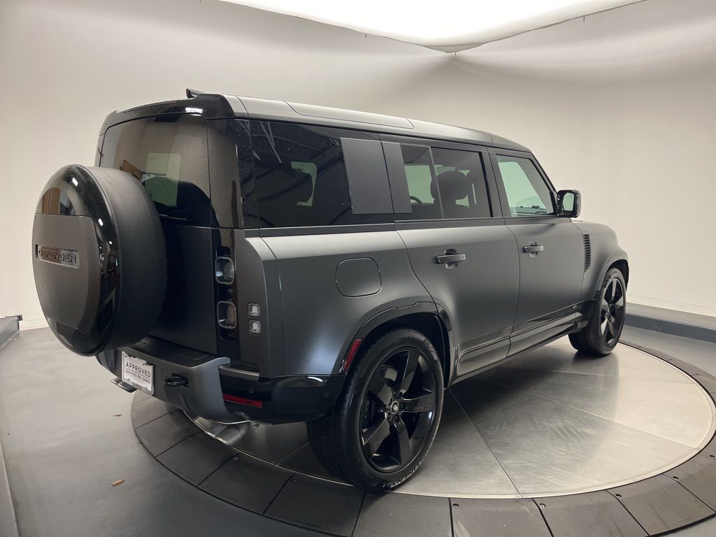 Thumbnail: 2025 Land Rover Defender - 5