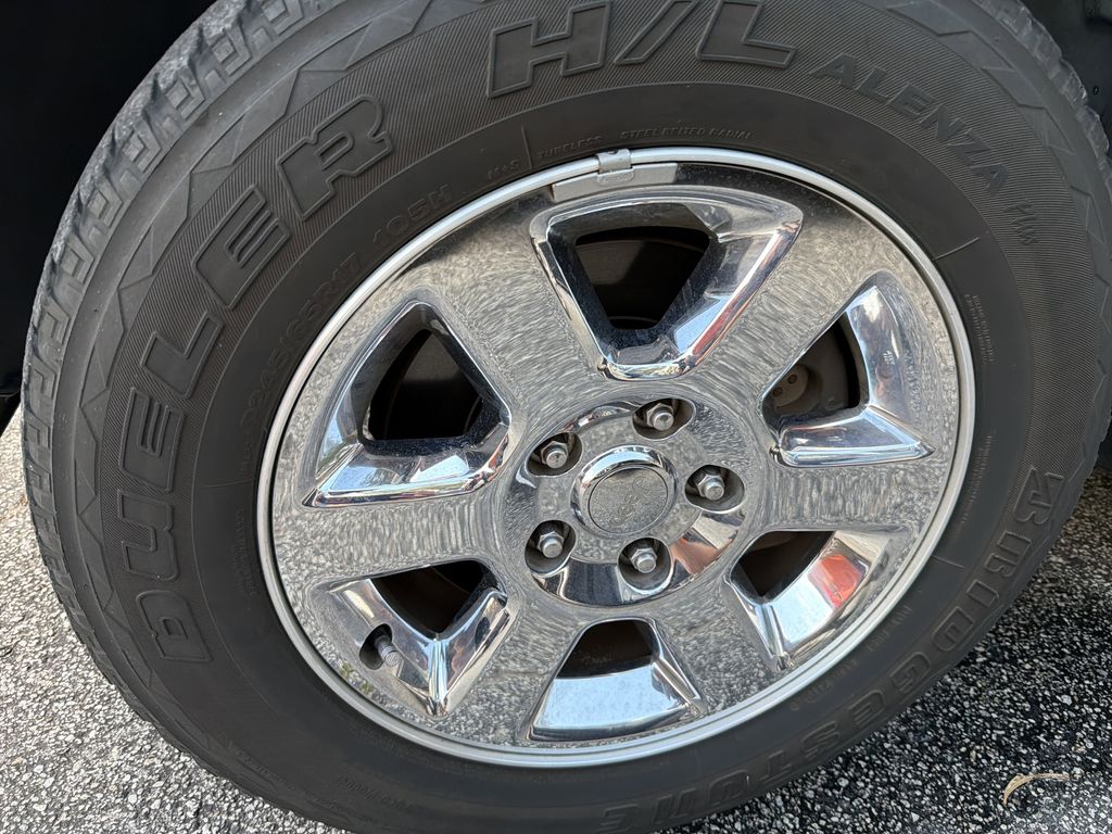 used 2007 Jeep Commander car, priced at $6,991