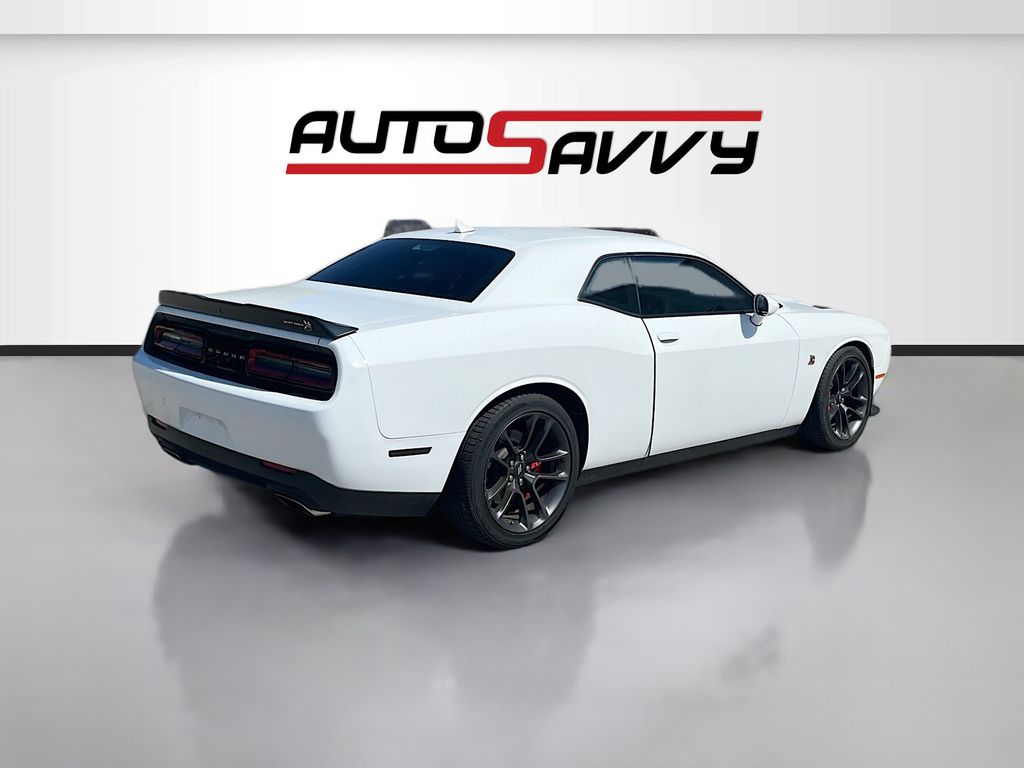 Used 2022 White Dodge R/T Scat Pack image 7