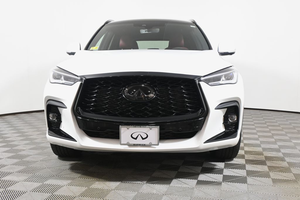 Thumbnail: 2023 INFINITI QX50 - 10