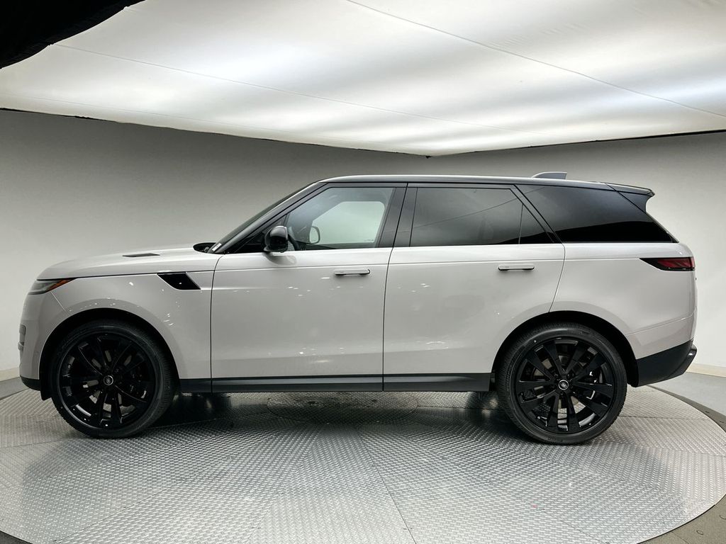 2025 Land Rover Range Rover Sport SE 2