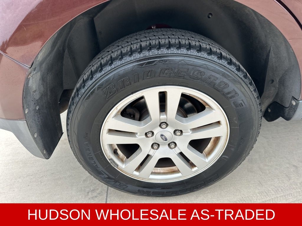 2009 Cinnamon Clearcoat Metallic Ford Edge SE FWD SUV