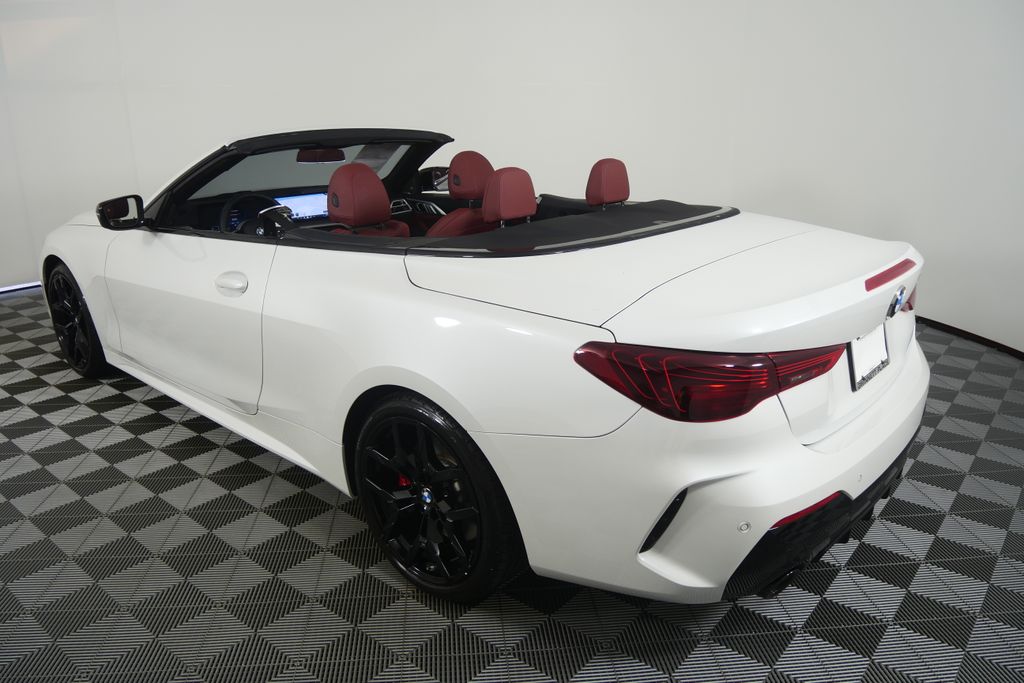 Thumbnail: 2026 BMW 4 Series - 9