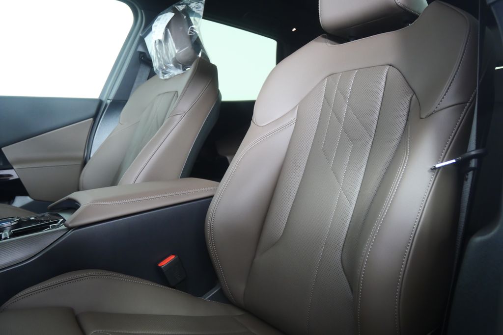 Thumbnail: 2026 BMW X3 - 11