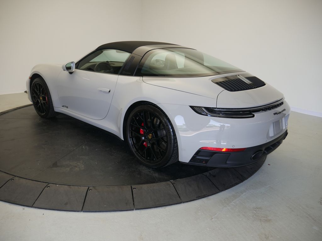 Thumbnail: 2024 Porsche 911 - 3