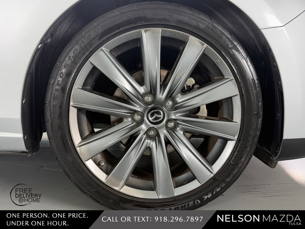 Used 2018 Silver Mazda Touring image 16