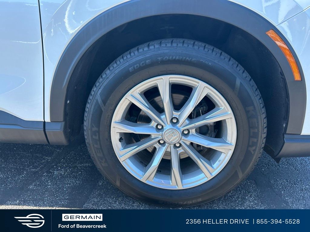 Used 2023 White Honda EX-L image 11