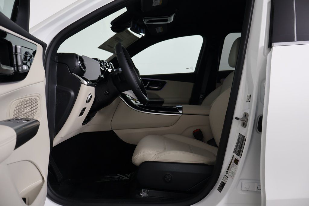 Thumbnail: 2026 Mercedes-Benz GLC - 5