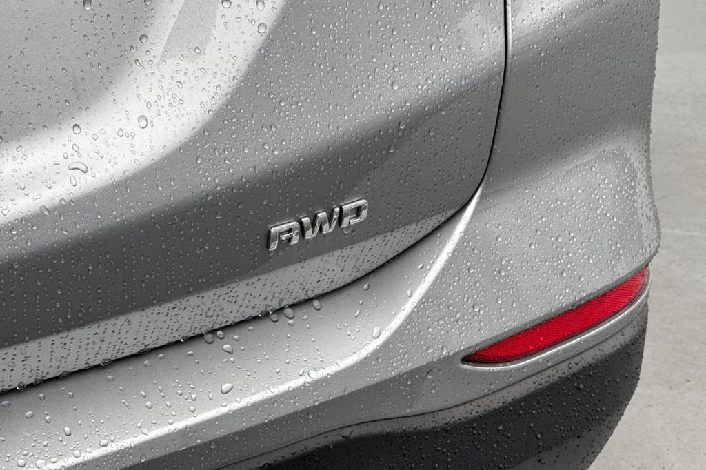 used 2024 Chevrolet Equinox car, priced at $22,917