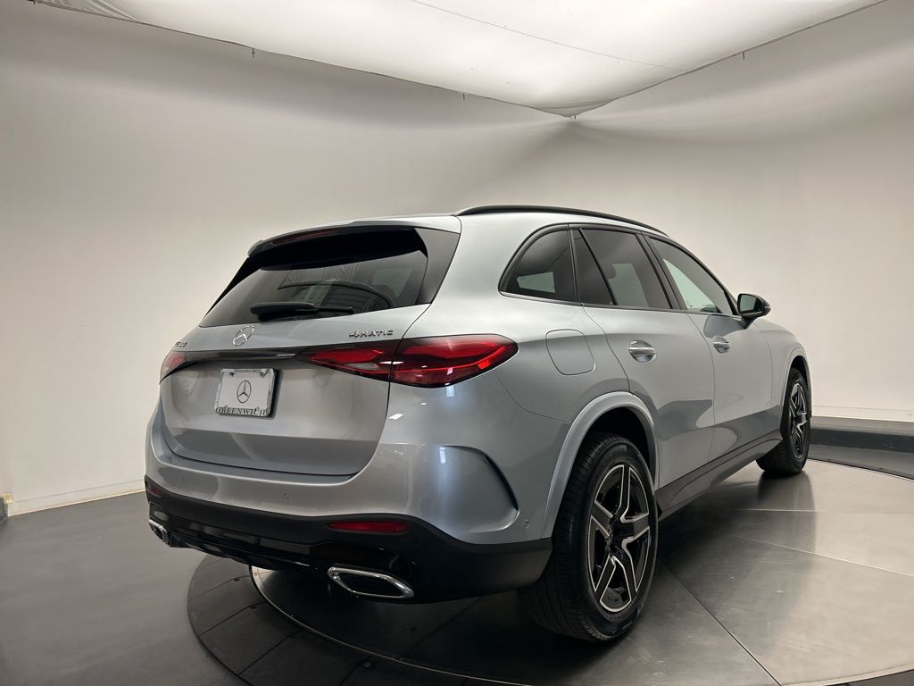 Thumbnail: 2026 Mercedes-Benz GLC - 7