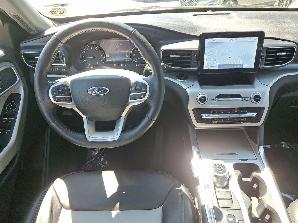 Thumbnail: 2022 Ford Explorer - 12