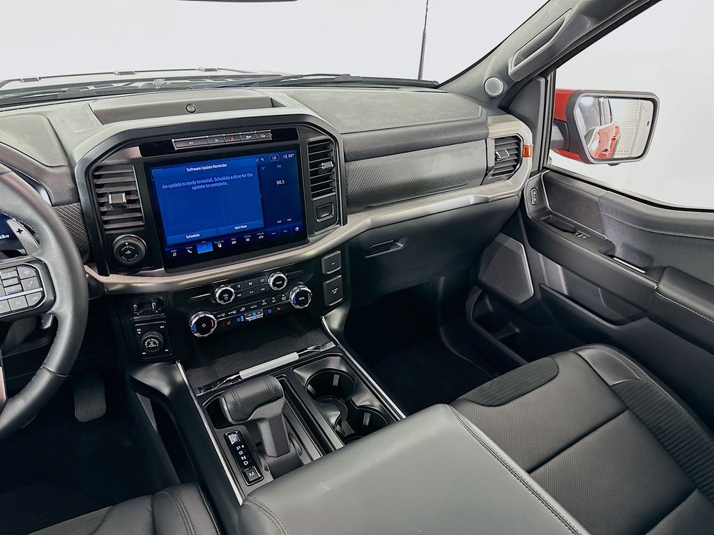 2023 Ford F-150 Raptor 24