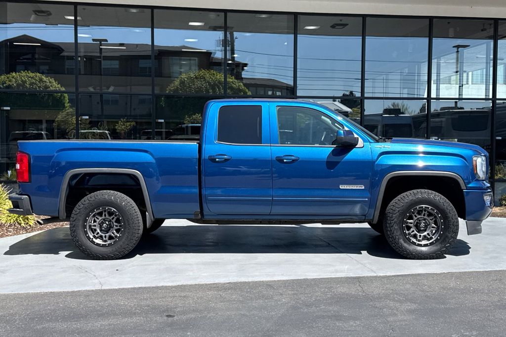 used 2016 GMC Sierra 1500 car, priced at $23,925
