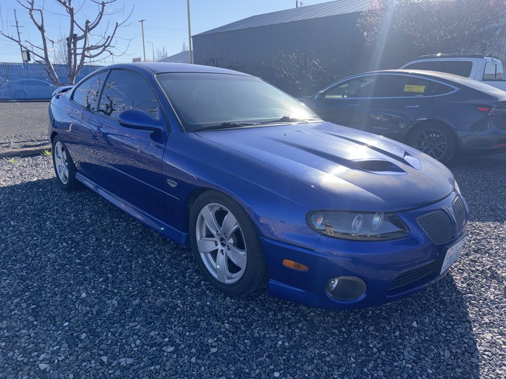 2005 Pontiac GTO Coupe