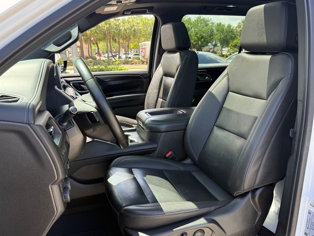 used 2023 Chevrolet Suburban car