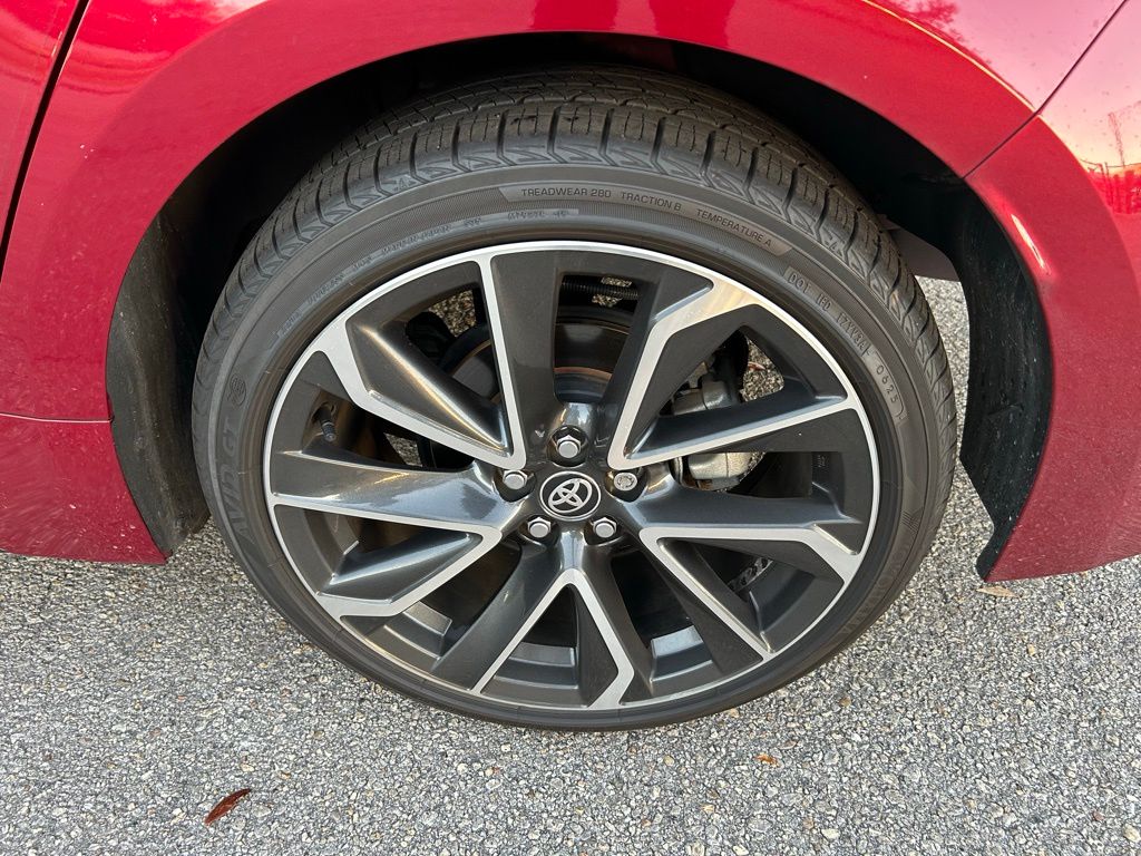 Thumbnail: 2022 Toyota Corolla - 9