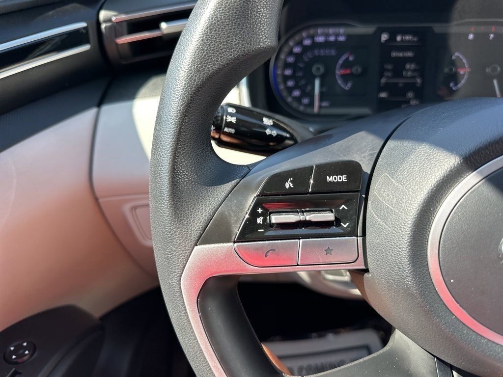 2024 White Pearl Hyundai Tucson SEL FWD SUV