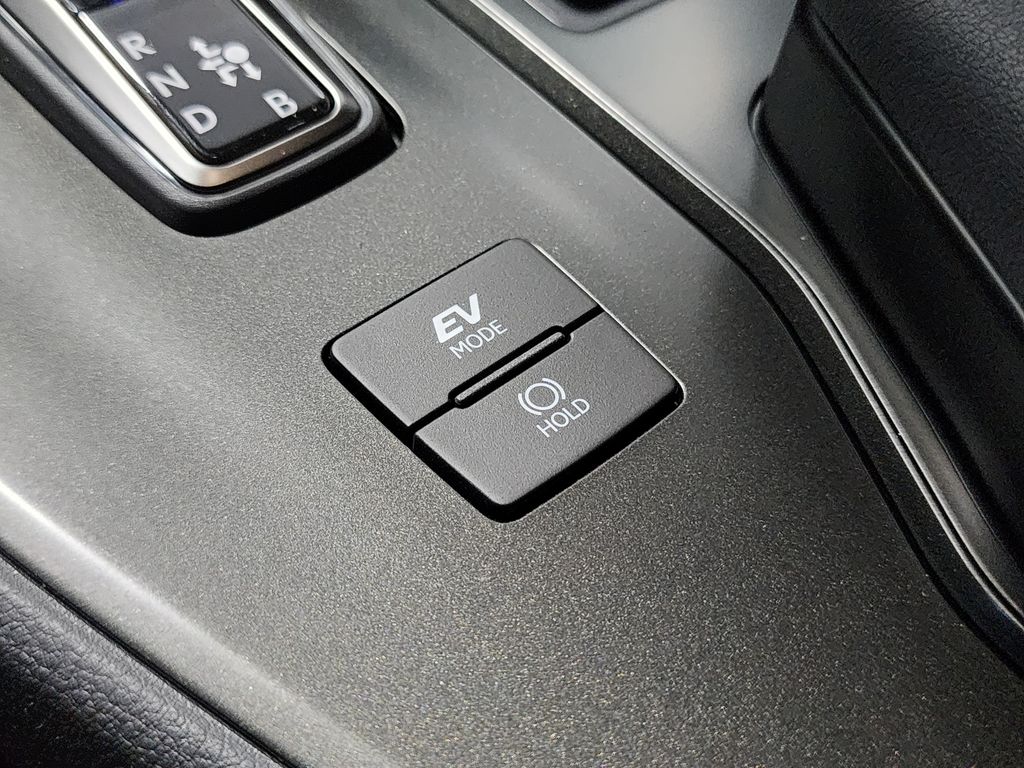 Thumbnail: 2026 Lexus UX - 25