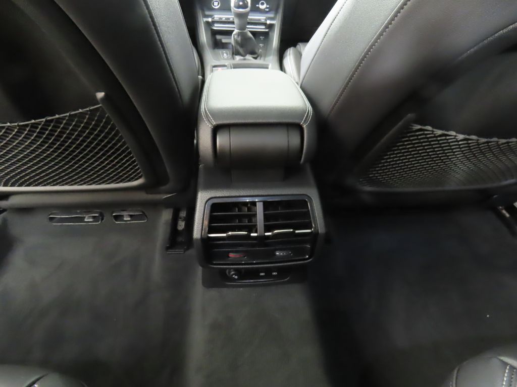 Thumbnail: 2025 Audi Q3 - 27