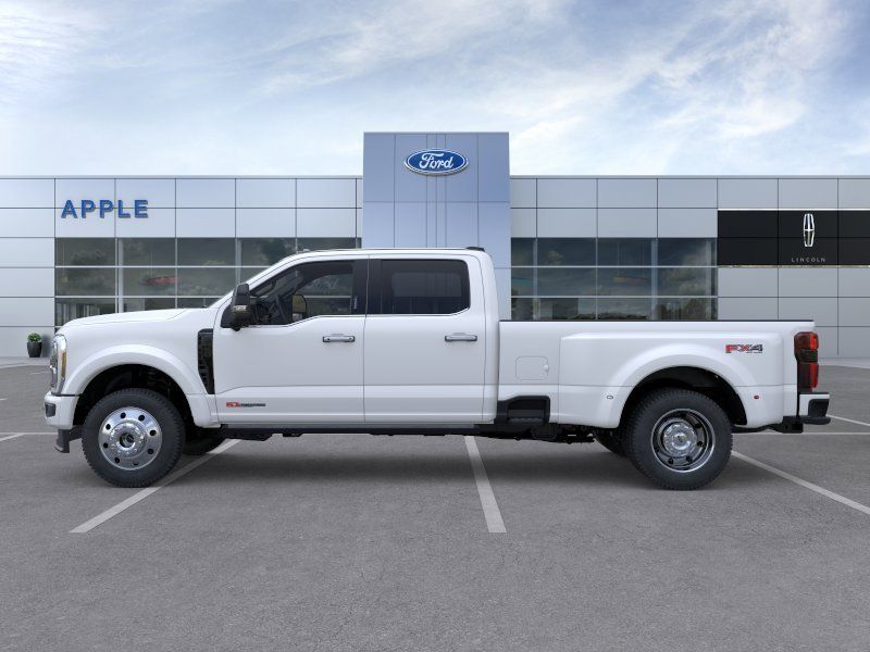 2026 Ford F-450 Super Duty Platinum