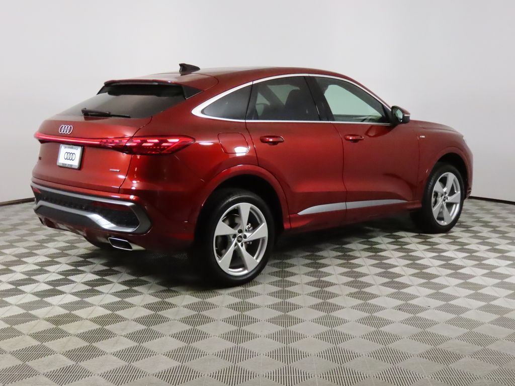Thumbnail: 2025 Audi Q5 - 5
