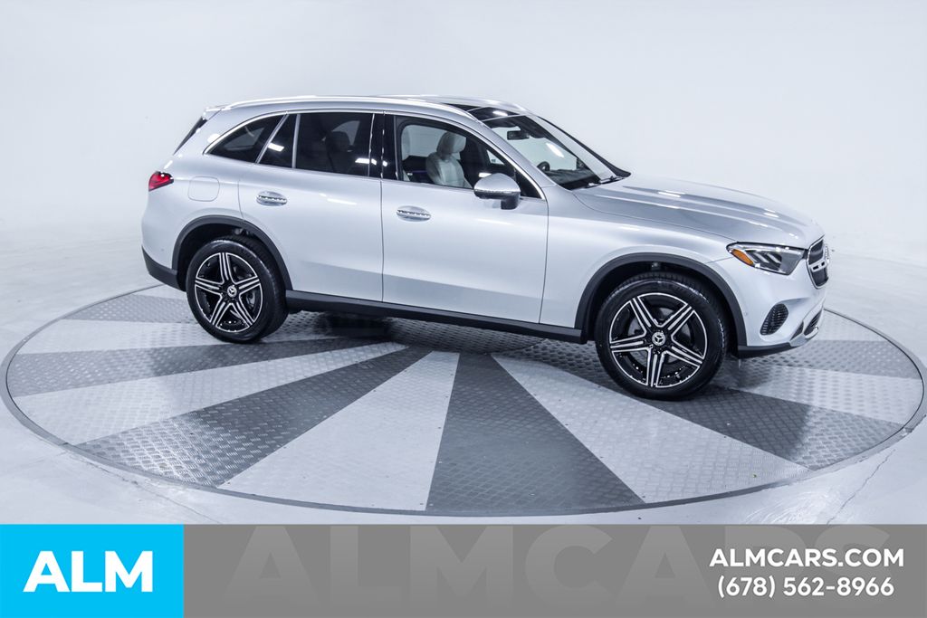 Used 2026 Silver Mercedes-Benz GLC 300 image 13