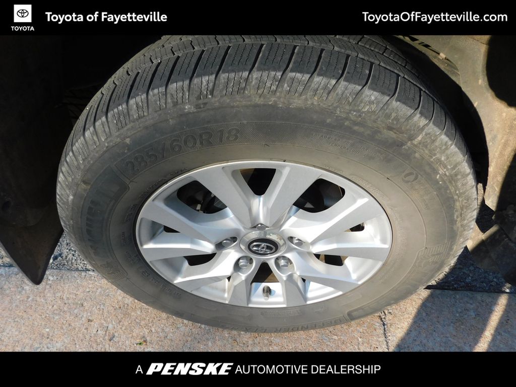Thumbnail: 2019 Toyota Land Cruiser - 8